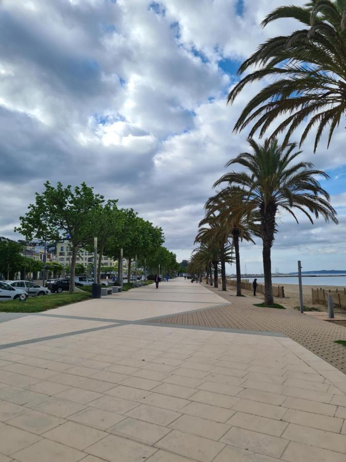 Acogedor Apartamento Vistas Al Mar Roses Extérieur photo